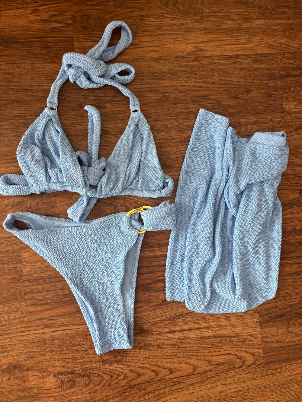 monday swimwear azure crinkle set size medium/large